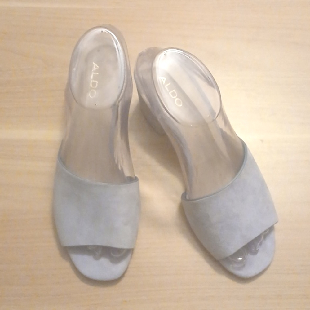 Aldo "Pastel Blue" Suede Slides In Size 7